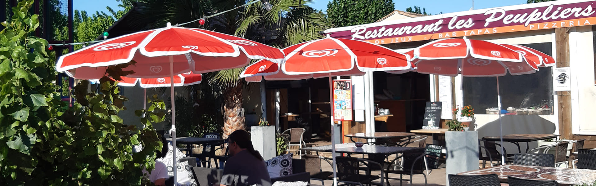 Het restaurant van camping Les Peupliers in Colombiers bij Béziers
