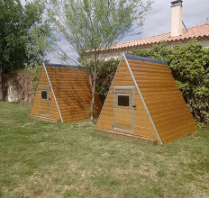 Cyclo lodge rental at Les Peupliers campsite in Colombiers