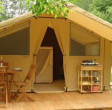 Location du Ecolodge au camping les Peupliers à Colombiers